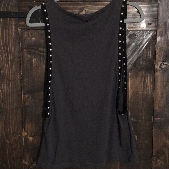 Muscle Tee - Picture 2 of 2